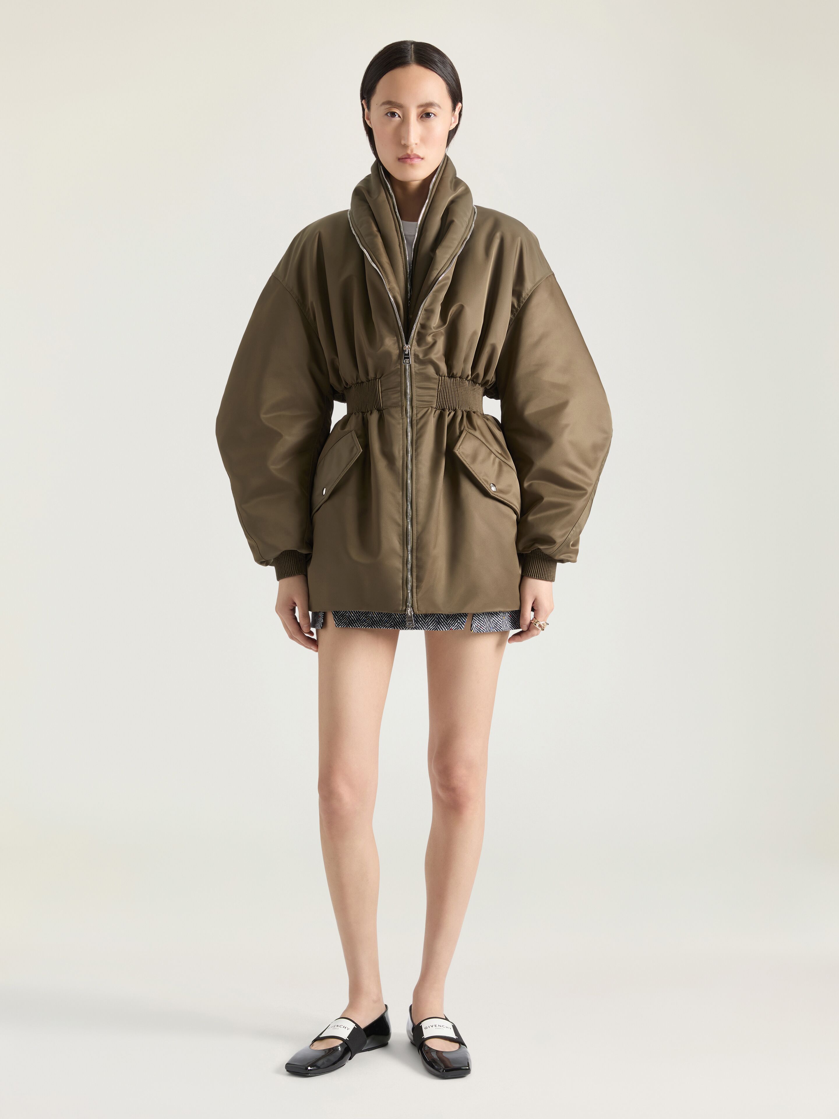 Hourglass bomber with zipped shawl collar in nylon